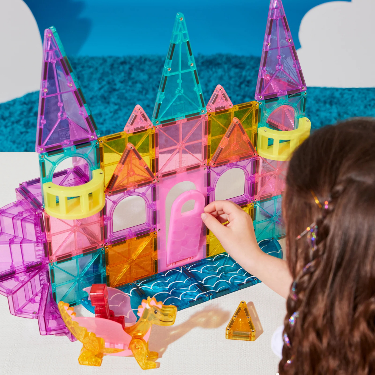 MAGNA-TILES Castle Deluxe 48-Piece Set - Knowledge Crates